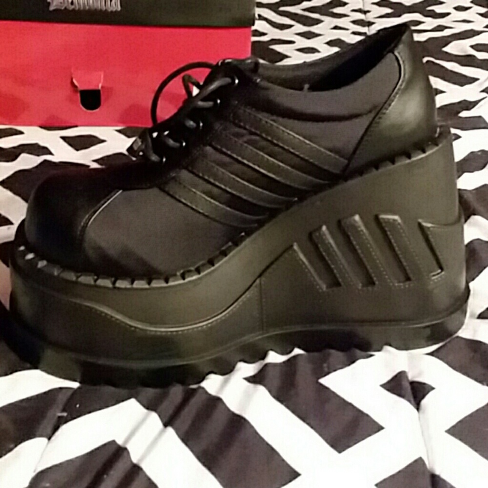 demonia shoe on hold